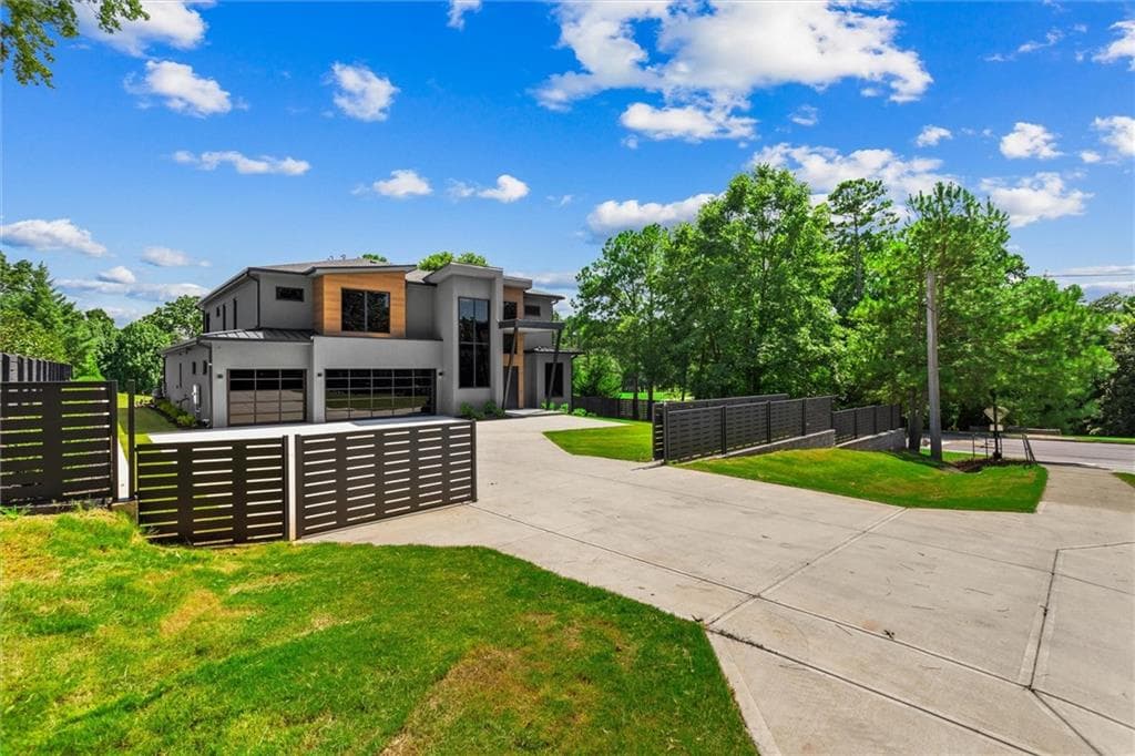 5 bedroom, 5 bathroom, 5,700 sq ft single family residence for sale at 5 Whitehead Road, Sugar Hill, GA 30518 — photo 3