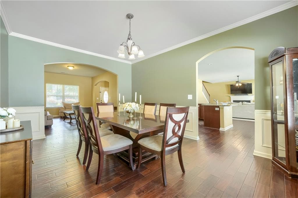5 bedroom, 3 bathroom, 2,870 sq ft single family residence under contract at 98 Village Park Drive, Newnan, GA 30265 — photo 7