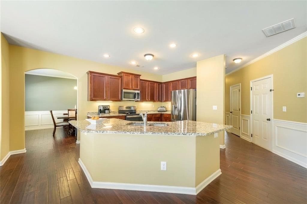 5 bedroom, 3 bathroom, 2,870 sq ft single family residence under contract at 98 Village Park Drive, Newnan, GA 30265 — photo 10