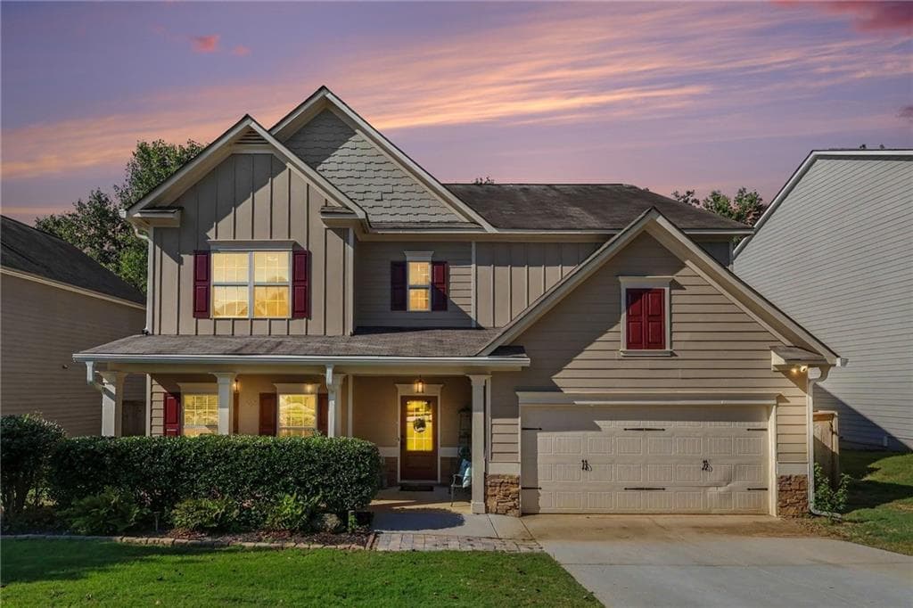 6 bedroom, 4 bathroom, 3,384 sq ft single family residence under contract at 364 Ivy Chase Loop, Dallas, GA 30157