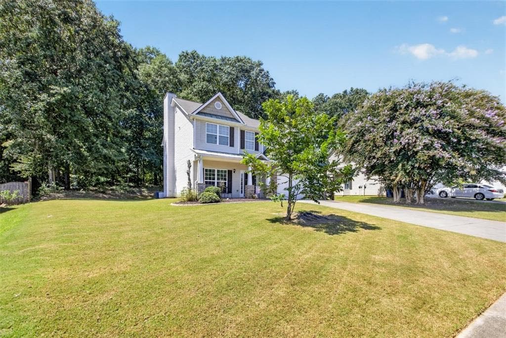 4 bedroom, 3 bathroom, 2,233 sq ft single family residence for sale at 35 Amherst Drive, Winder, GA 30680 — photo 4