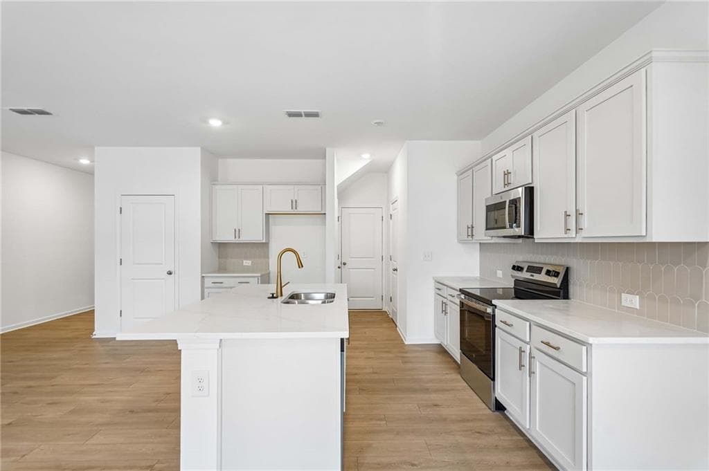 3 bedroom, 3 bathroom, 1,800 sq ft townhouse for sale at 235 Kinship Drive, Mableton, GA 30126 — photo 9