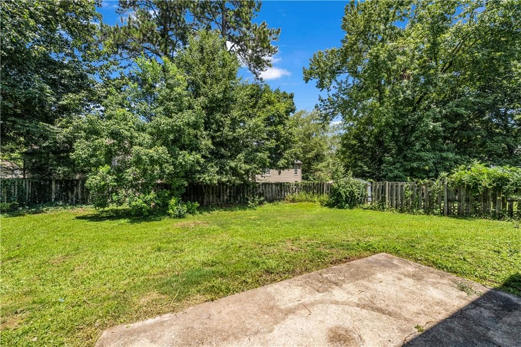 4 bedroom, 3 bathroom, 2,136 sq ft single family residence for rent at 4890 Evergreen Valley Way, Alpharetta, GA 30022 for $2,199 a month — photo 7