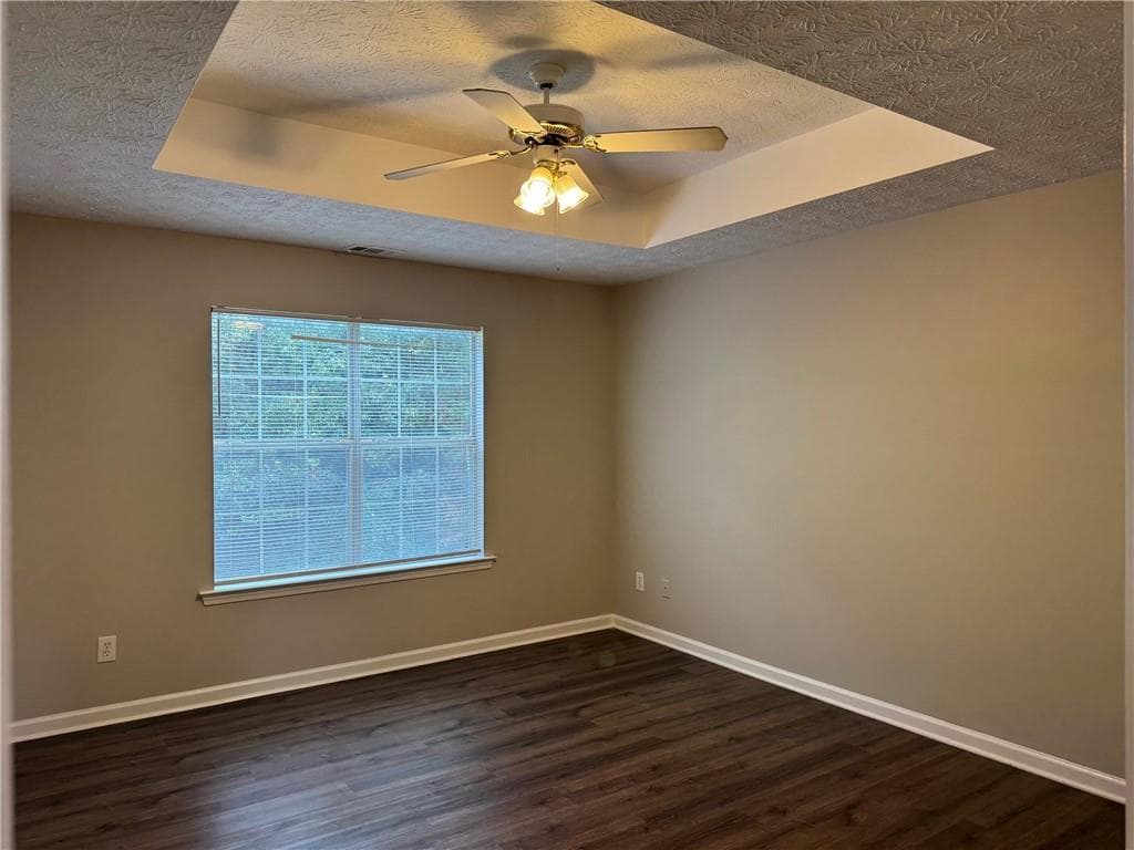 4 bedroom, 3 bathroom, 2,013 sq ft single family residence under contract at 334 Summer Hill Circle, Stockbridge, GA 30281 — photo 9