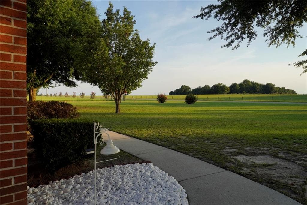 5 bedroom, 4 bathroom, 4,000 sq ft single family residence for sale at 618 Godbee Road, Waynesboro, GA 30830 — photo 4