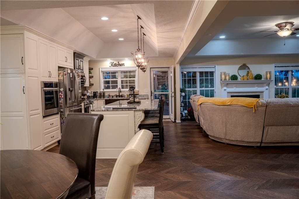 5 bedroom, 4 bathroom, 4,000 sq ft single family residence for sale at 618 Godbee Road, Waynesboro, GA 30830 — photo 8