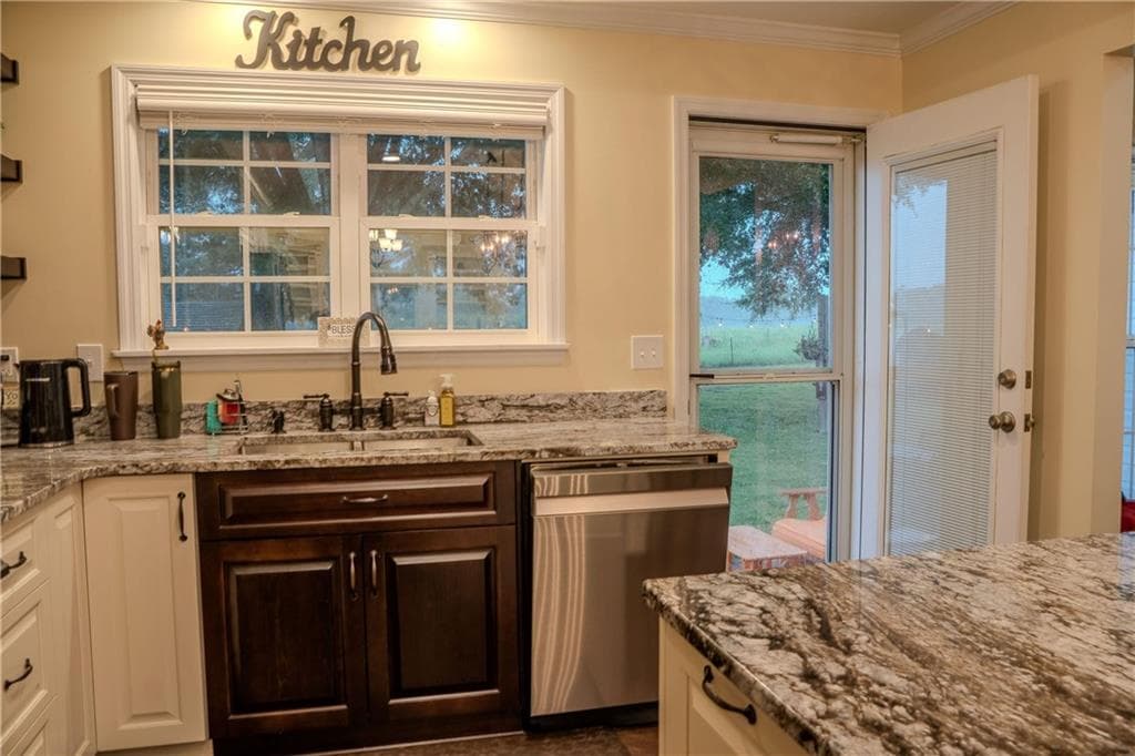 5 bedroom, 4 bathroom, 4,000 sq ft single family residence for sale at 618 Godbee Road, Waynesboro, GA 30830 — photo 10