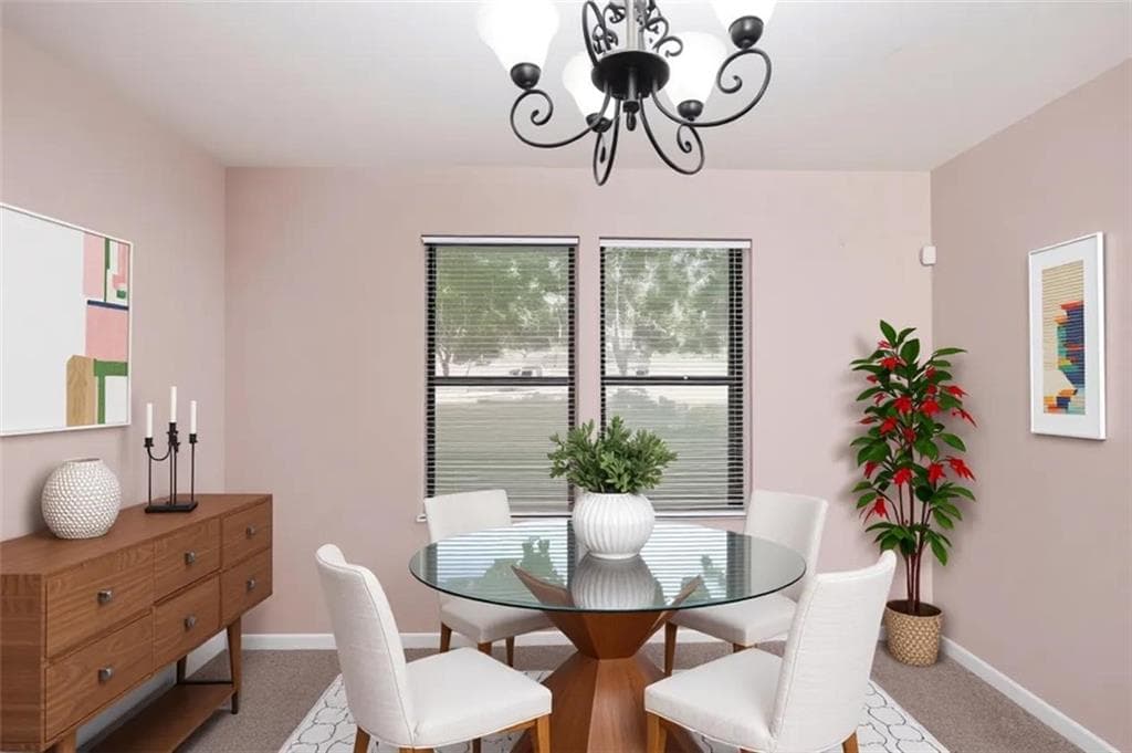 4 bedroom, 3 bathroom, 2,045 sq ft single family residence for sale at 1001 Chapman Lane, Stone Mountain, GA 30088 — photo 3