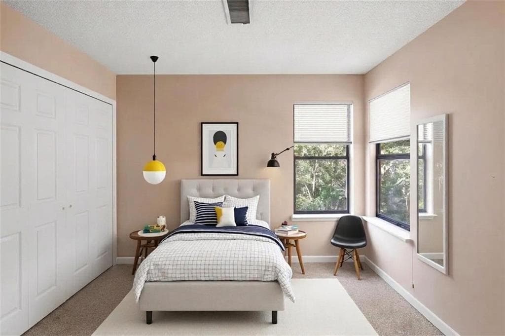 4 bedroom, 3 bathroom, 2,045 sq ft single family residence for sale at 1001 Chapman Lane, Stone Mountain, GA 30088 — photo 5