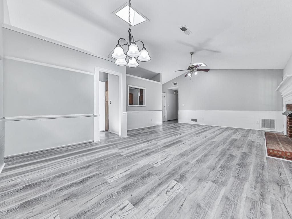 3 bedroom, 2 bathroom, 1,507 sq ft single family residence for sale at 650 Radford Circle, Woodstock, GA 30188 — photo 10