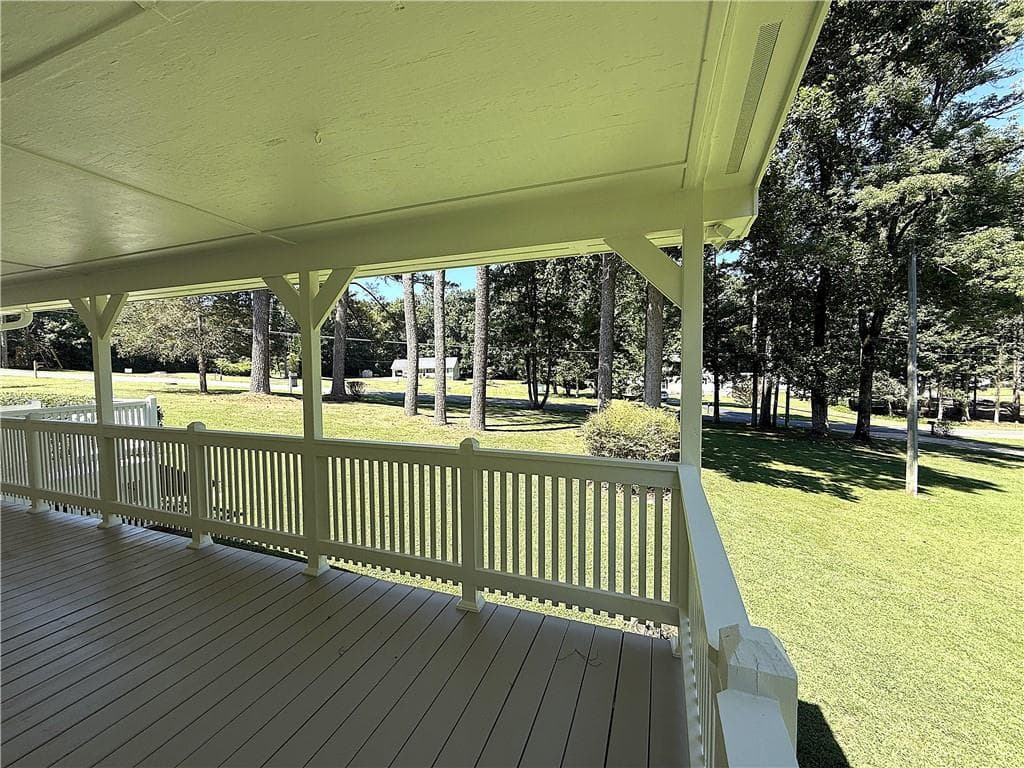 2 bedroom, 1 bathroom, 1,632 sq ft single family residence under contract at 5730 Westwood Drive, Cumming, GA 30040 — photo 6