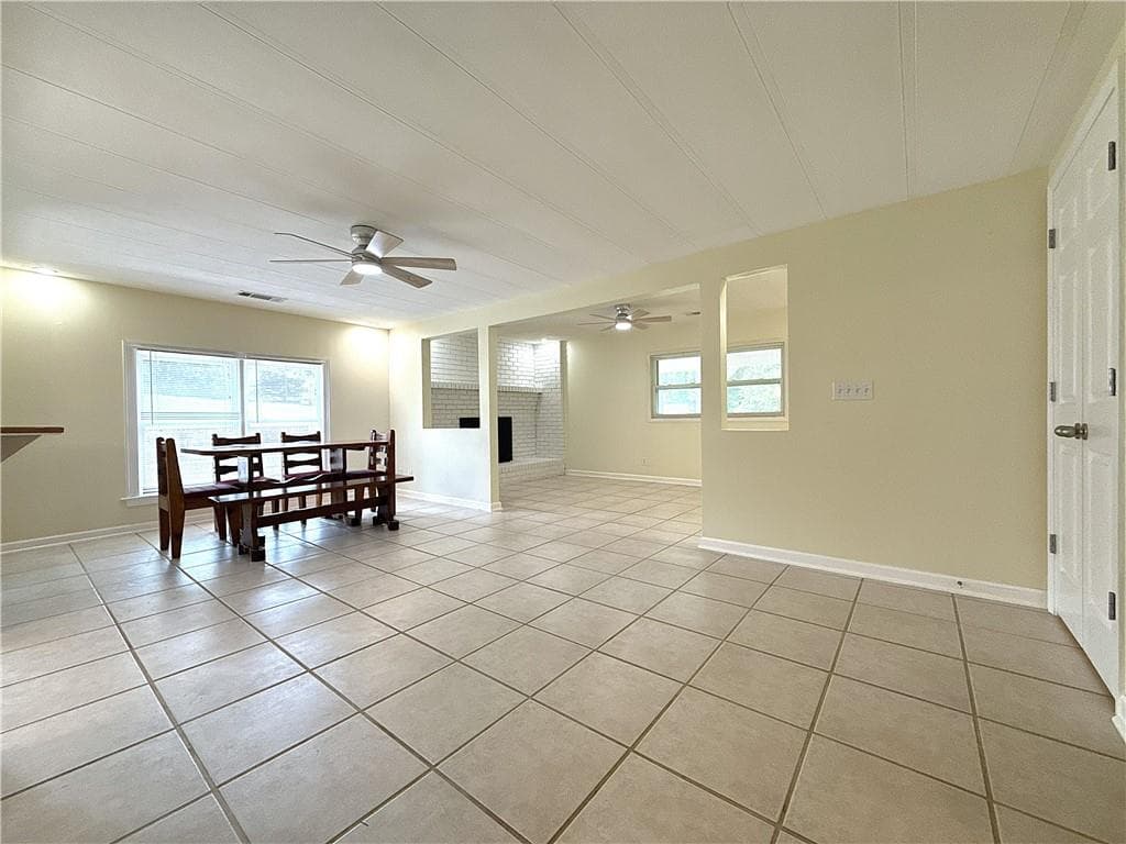 2 bedroom, 1 bathroom, 1,632 sq ft single family residence under contract at 5730 Westwood Drive, Cumming, GA 30040 — photo 8