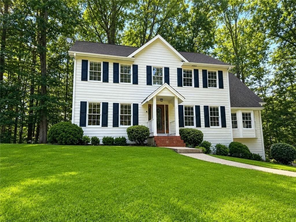4 bedroom, 4 bathroom, 2,498 sq ft single family residence for sale at 3728 Spring Leaf Lane, Acworth, GA 30101 — photo 1 of 38