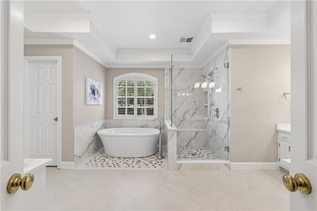 5 bedroom, 6 bathroom, 5,708 sq ft single family residence for sale at 4343 Big House Road, Peachtree Corners, GA 30092 — photo 4