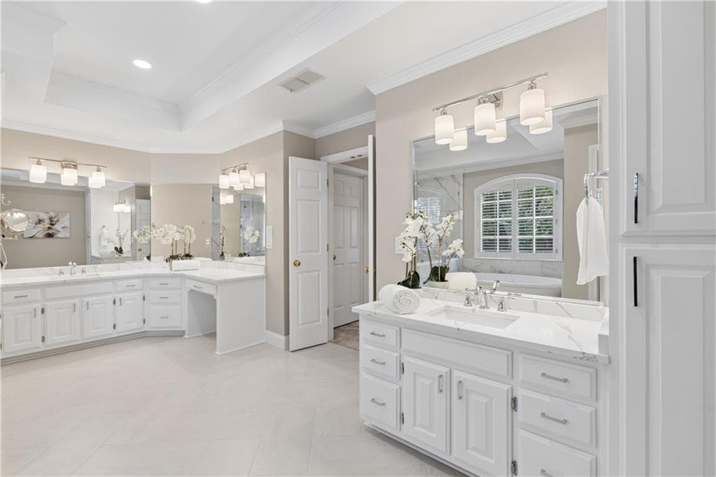 5 bedroom, 6 bathroom, 5,708 sq ft single family residence for sale at 4343 Big House Road, Peachtree Corners, GA 30092 — photo 5