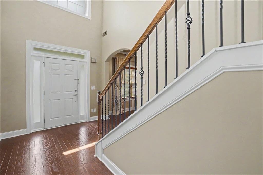 6 bedroom, 5 bathroom, 5,525 sq ft single family residence for sale at 120 Broad Meadows Lane, Fayetteville, GA 30215 — photo 4