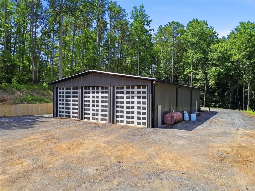 5 bedroom, 4 bathroom, 4,650 sq ft single family residence for sale at 140 Doug Smith Lane, Canton, GA 30114 — photo 3