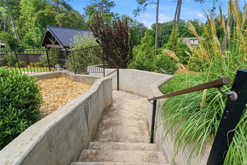 5 bedroom, 4 bathroom, 4,650 sq ft single family residence for sale at 140 Doug Smith Lane, Canton, GA 30114 — photo 7
