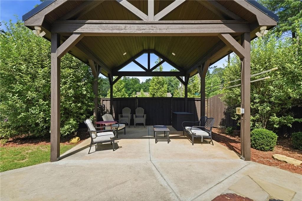 5 bedroom, 4 bathroom, 4,650 sq ft single family residence for sale at 140 Doug Smith Lane, Canton, GA 30114 — photo 8