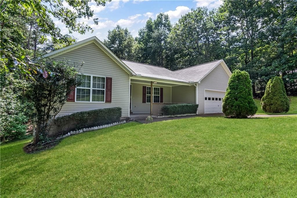 3 bedroom, 2 bathroom, 1,514 sq ft single family residence under contract at 96 Orman Drive, Ellijay, GA 30540 — photo 2