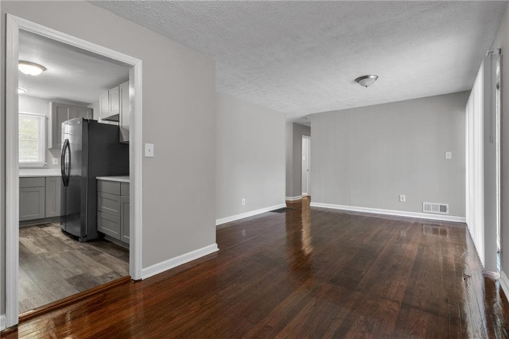 3 bedroom, 2 bathroom, 1,350 sq ft single family residence for sale at 506 Pineridge Drive, Forest Park, GA 30297 — photo 10