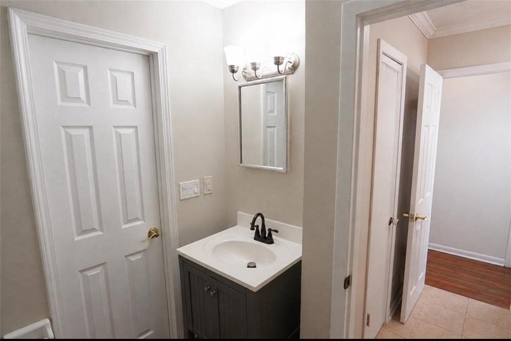 3 bedroom, 2 bathroom, 1,435 sq ft single family residence for sale at 613 Sheppard Road, Stone Mountain, GA 30083 — photo 10