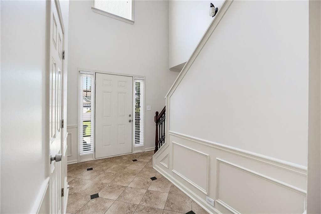 4 bedroom, 3 bathroom, 2,552 sq ft single family residence for sale at 5212 Pine Branch Circle, Sugar Hill, GA 30518 — photo 5