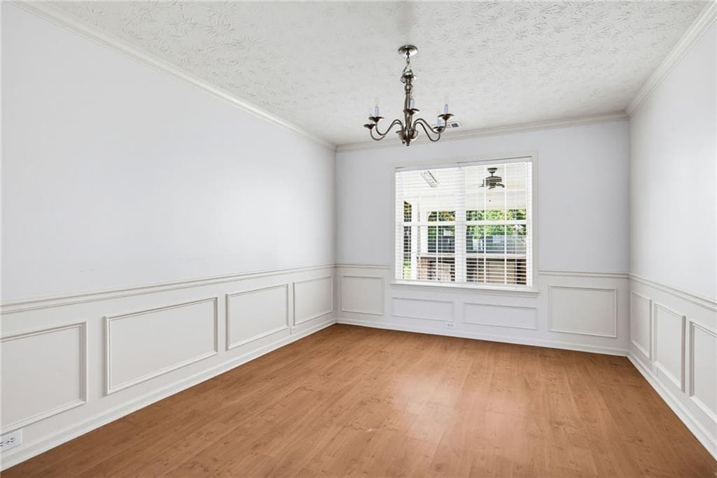 4 bedroom, 3 bathroom, 2,552 sq ft single family residence for sale at 5212 Pine Branch Circle, Sugar Hill, GA 30518 — photo 8