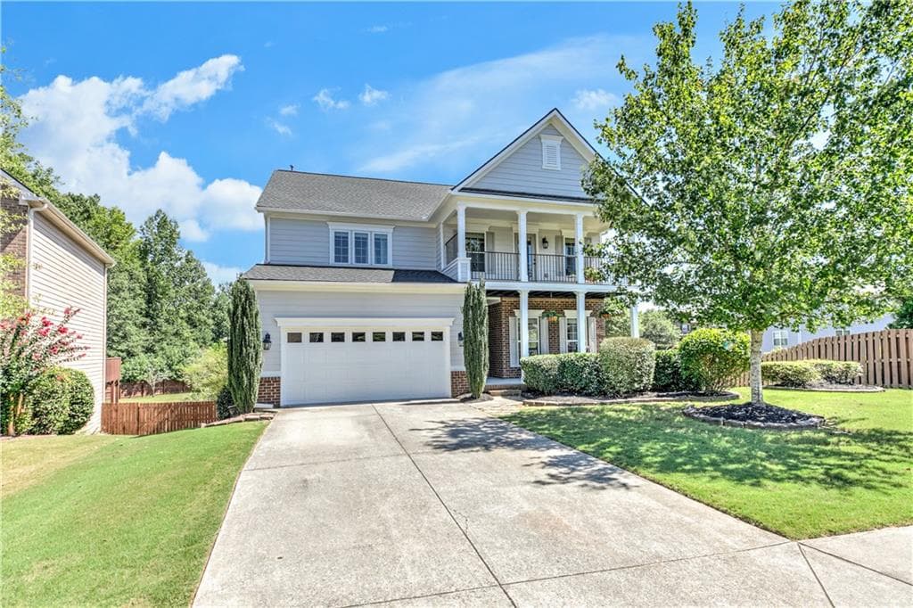 4 bedroom, 3 bathroom, 2,810 sq ft single family residence under contract at 330 Lockwood Place, Alpharetta, GA 30004 — photo 2