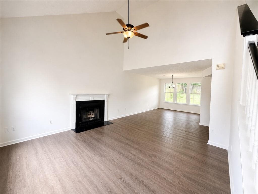 4 bedroom, 3 bathroom, 1,947 sq ft single family residence for rent at 2095 Glynmoore Drive, Lawrenceville, GA 30043 for $2,200 a month — photo 2