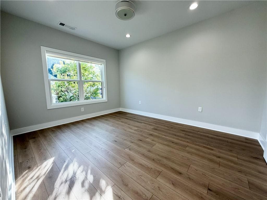 3 bedroom, 3 bathroom, 1,523 sq ft townhouse for sale at 401 Bradford Street Unit #A, Gainesville, GA 30501 — photo 8