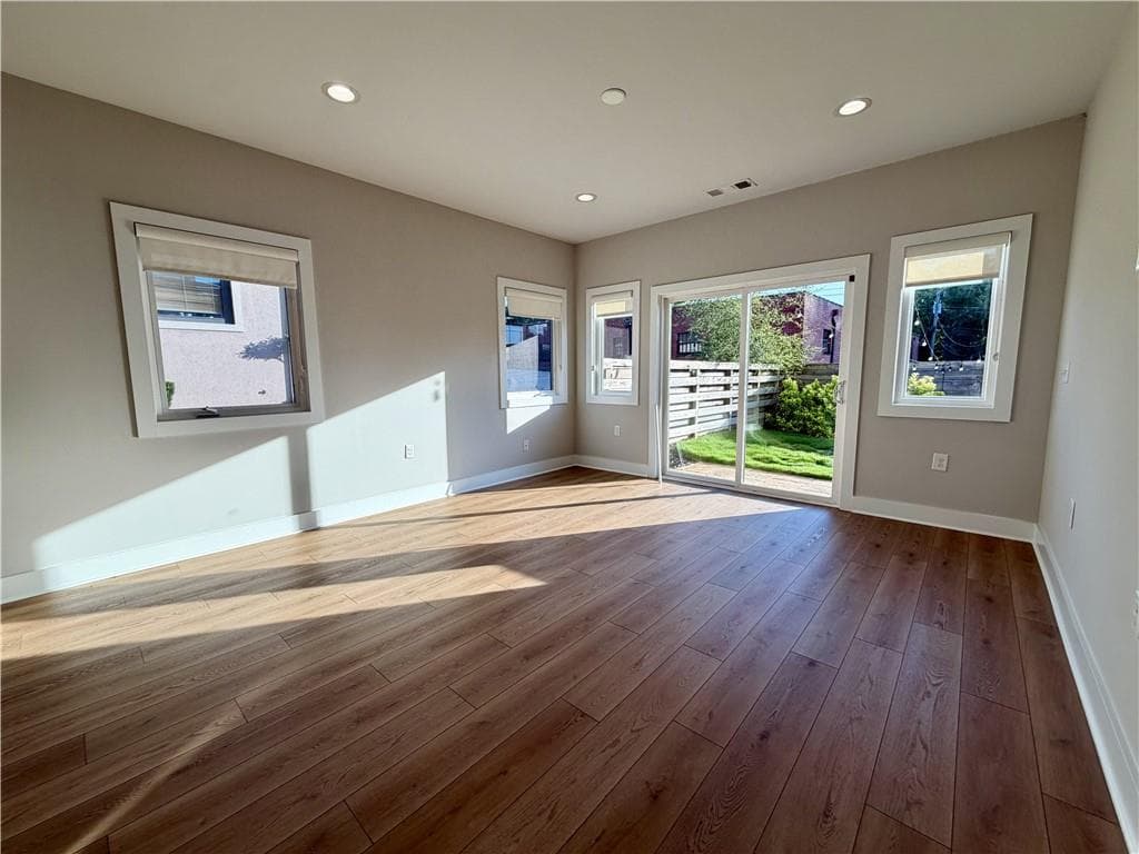 3 bedroom, 3 bathroom, 1,523 sq ft townhouse for sale at 401 Bradford Street Unit #A, Gainesville, GA 30501 — photo 7