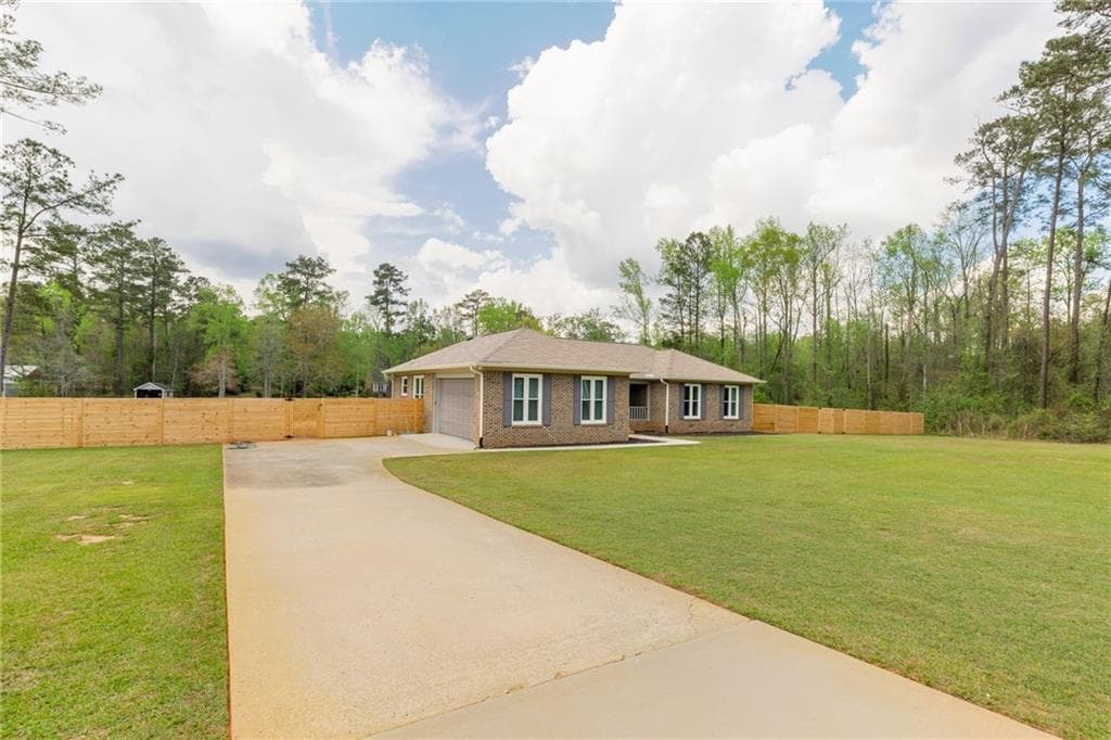 3 bedroom, 2 bathroom, 2,140 sq ft single family residence for sale at 434 Rawley Road, Americus, GA 31719 — photo 6