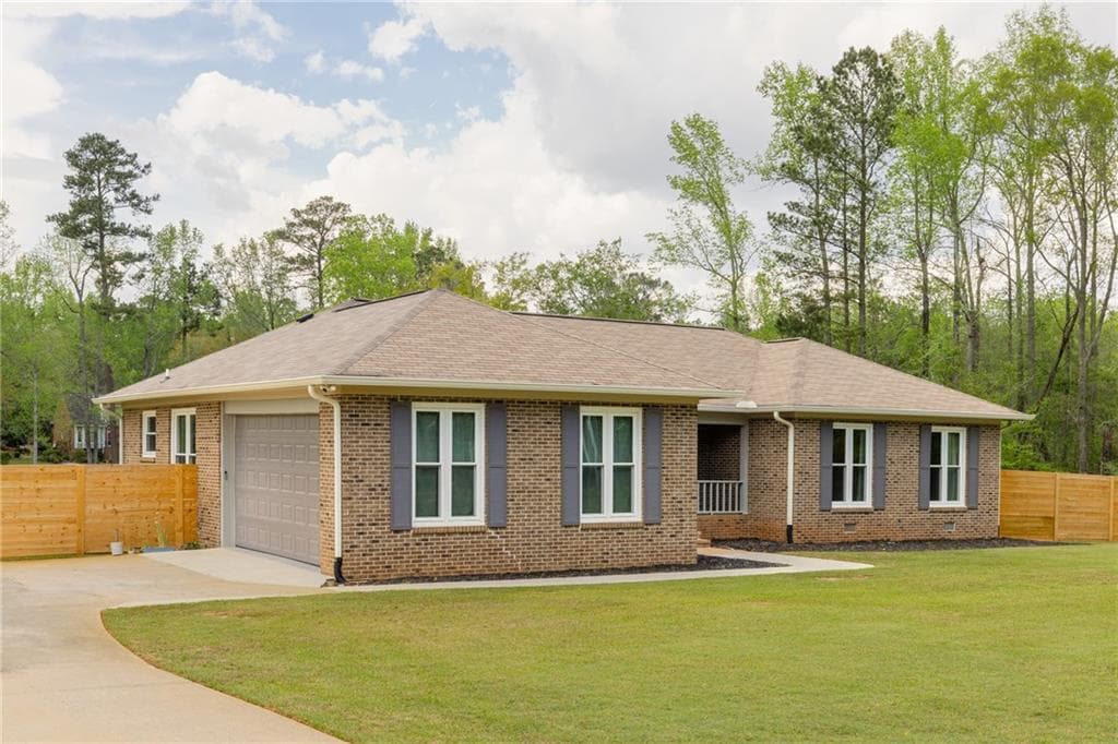 3 bedroom, 2 bathroom, 2,140 sq ft single family residence for sale at 434 Rawley Road, Americus, GA 31719 — photo 7