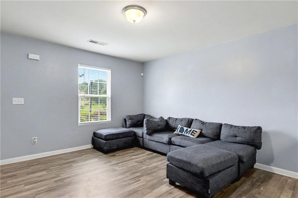4 bedroom, 3 bathroom, 1,876 sq ft single family residence for sale at 1777 Robinson Court, Griffin, GA 30224 — photo 5
