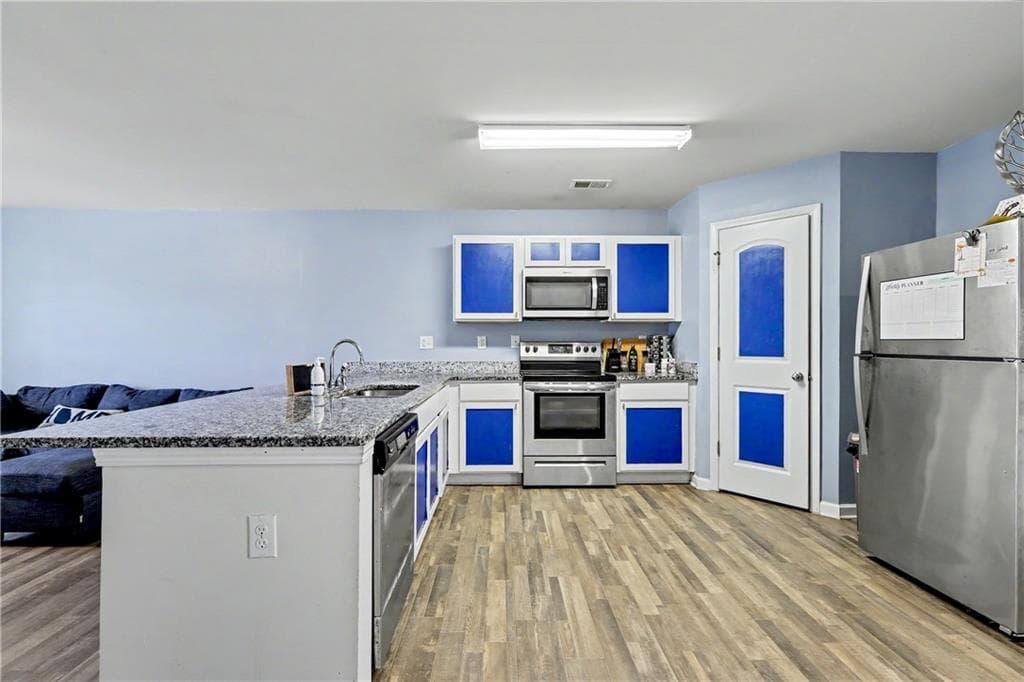4 bedroom, 3 bathroom, 1,876 sq ft single family residence for sale at 1777 Robinson Court, Griffin, GA 30224 — photo 8