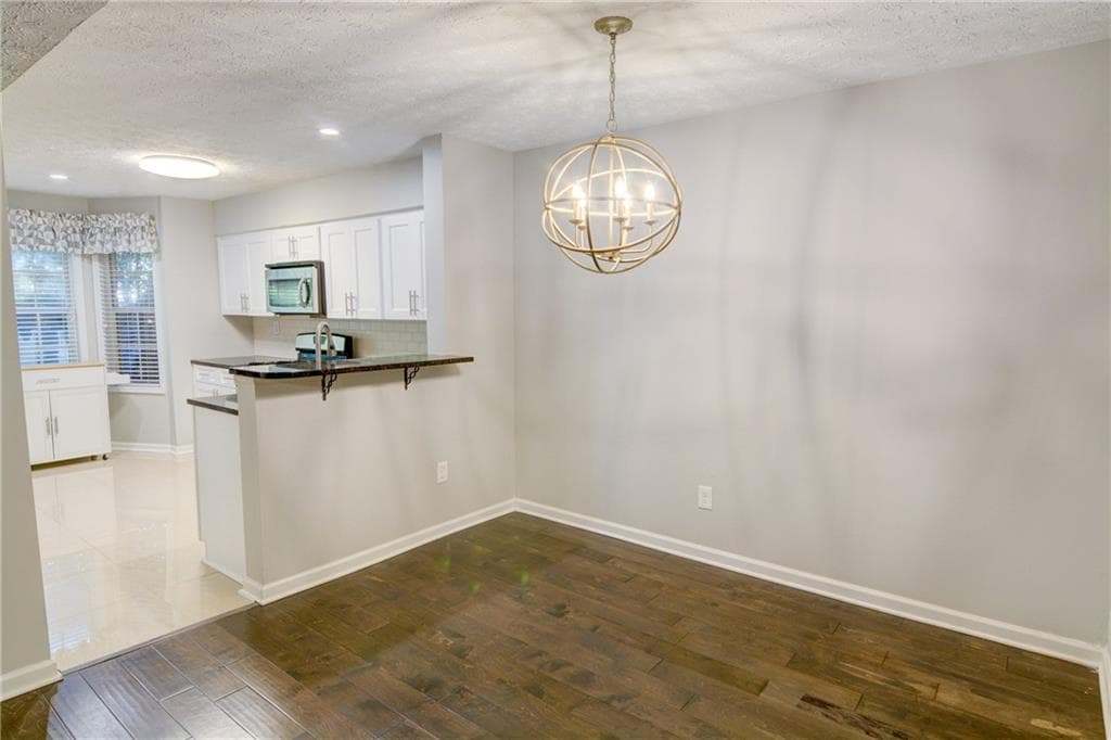 2 bedroom, 2 bathroom, 1,226 sq ft condominium under contract at 2139 N Forest Trail, Atlanta, GA 30338 — photo 7