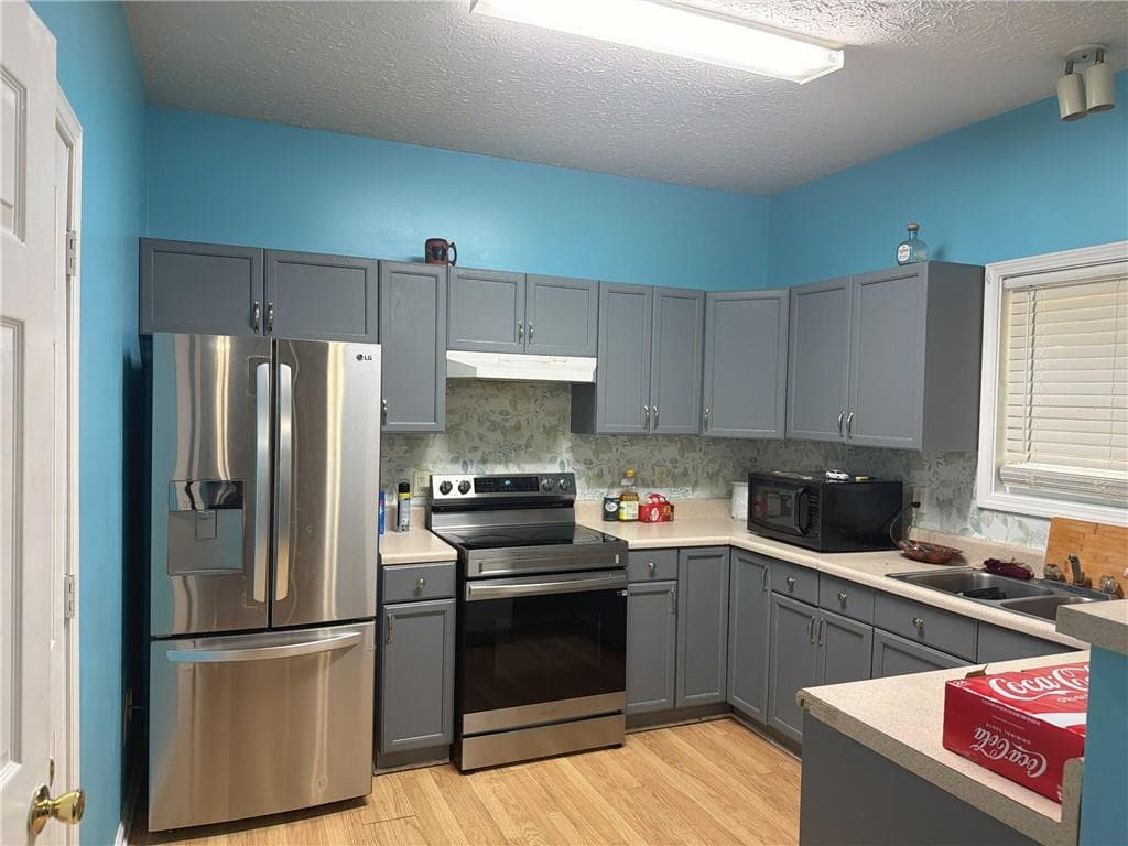 3 bedroom, 2 bathroom, 1,500 sq ft single family residence for sale at 9015 Corvair Trail, Gainesville, GA 30506 — photo 8