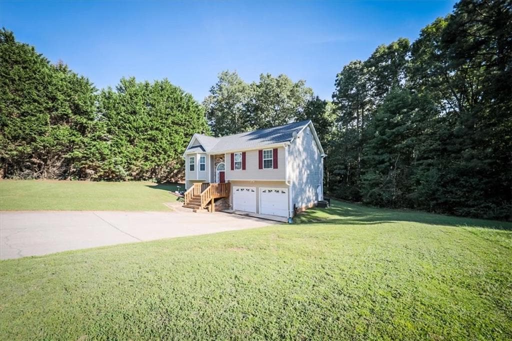 4 bedroom, 2 bathroom, 1,704 sq ft single family residence for sale at 401 Winding Valley Drive, Rockmart, GA 30153 — photo 3