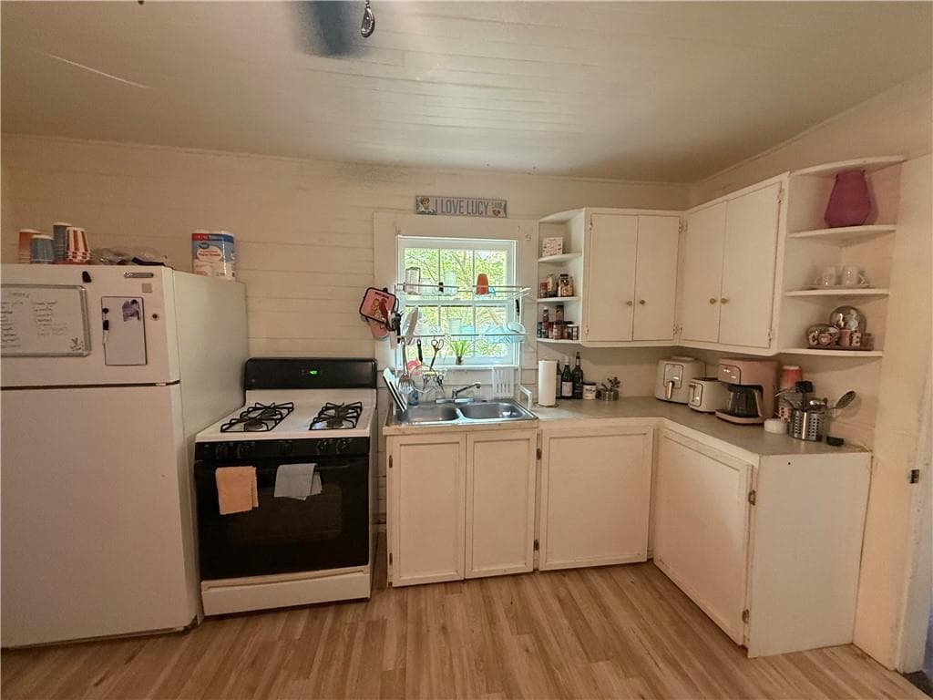 duplex under contract at 204 Tolbert Street, Rome, GA 30161 — photo 8
