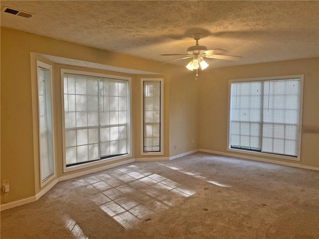 3 bedroom, 3 bathroom, 2,316 sq ft single family residence for sale at 9734 Dixon Industrial Boulevard, Jonesboro, GA 30236 — photo 9