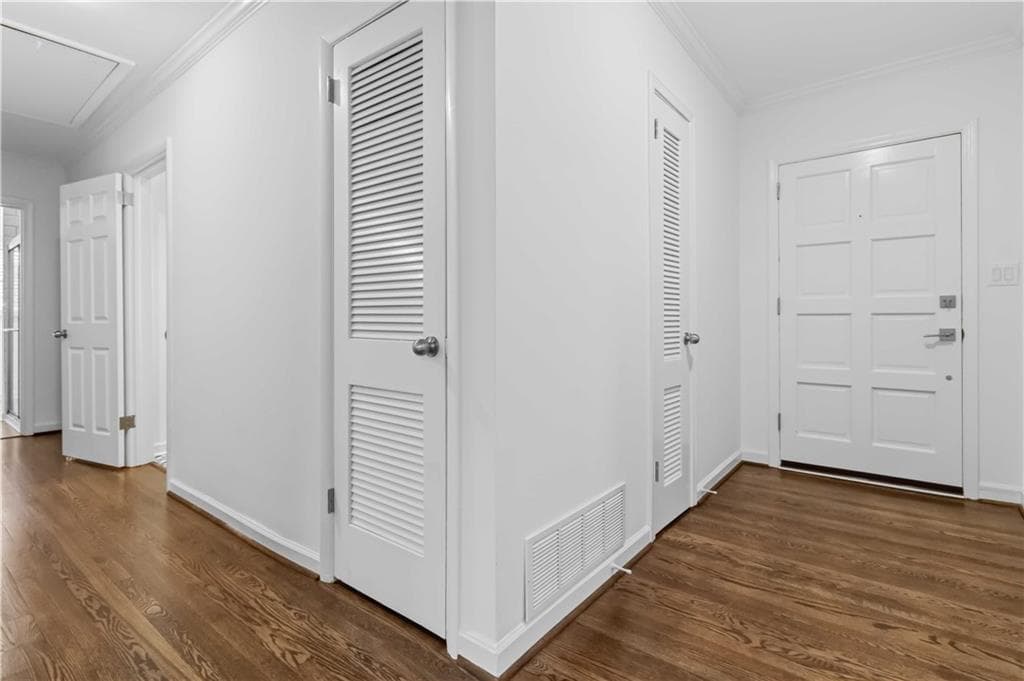5 bedroom, 4 bathroom, 4,260 sq ft single family residence for sale at 6748 Brandon Mill Road, Sandy Springs, GA 30328 — photo 4