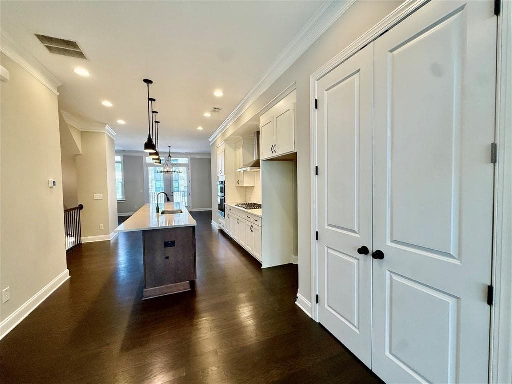 3 bedroom, 4 bathroom, 2,502 sq ft townhouse for sale at 1597 Aldworth Place, Atlanta, GA 30339 — photo 7