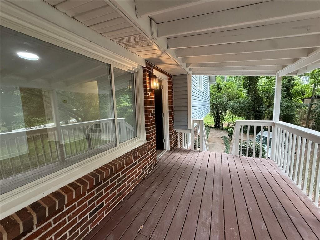 4 bedroom, 3 bathroom, 2,072 sq ft single family residence for sale at 5641 Stone Court, Stone Mountain, GA 30087 — photo 5