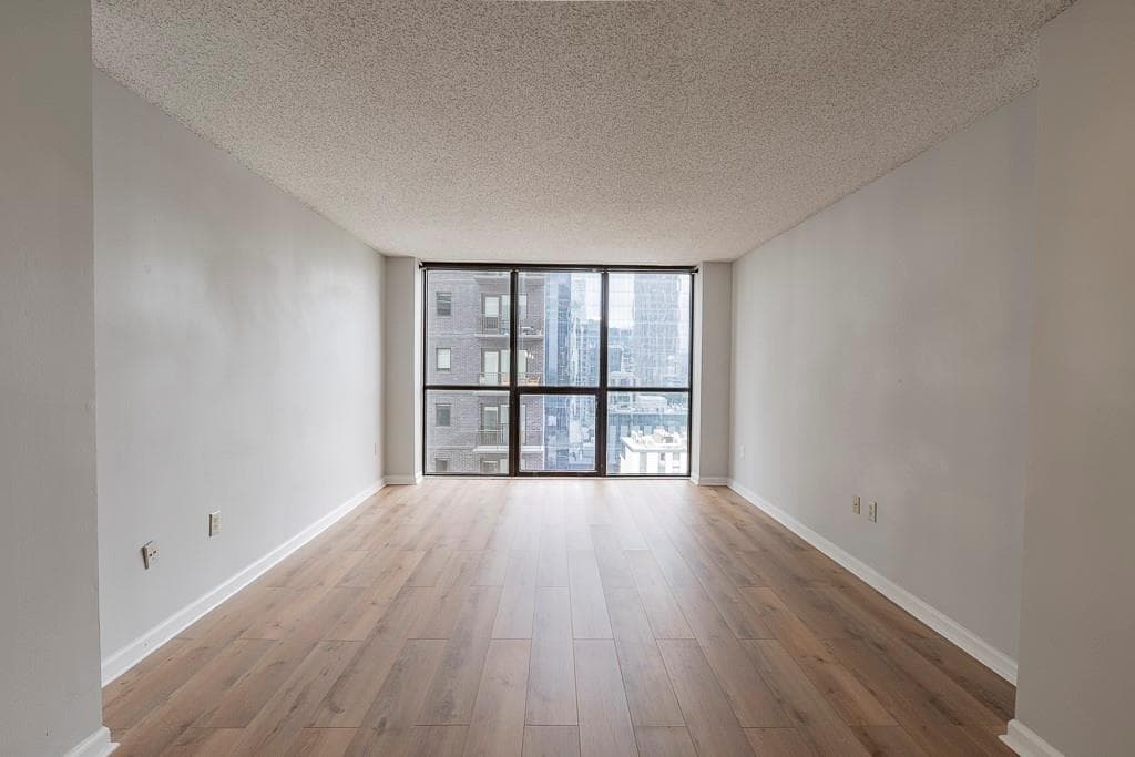 1 bedroom, 1 bathroom, 625 sq ft condominium for sale at 1280 W Peachtree Street 2602, Atlanta, GA 30309 — photo 2