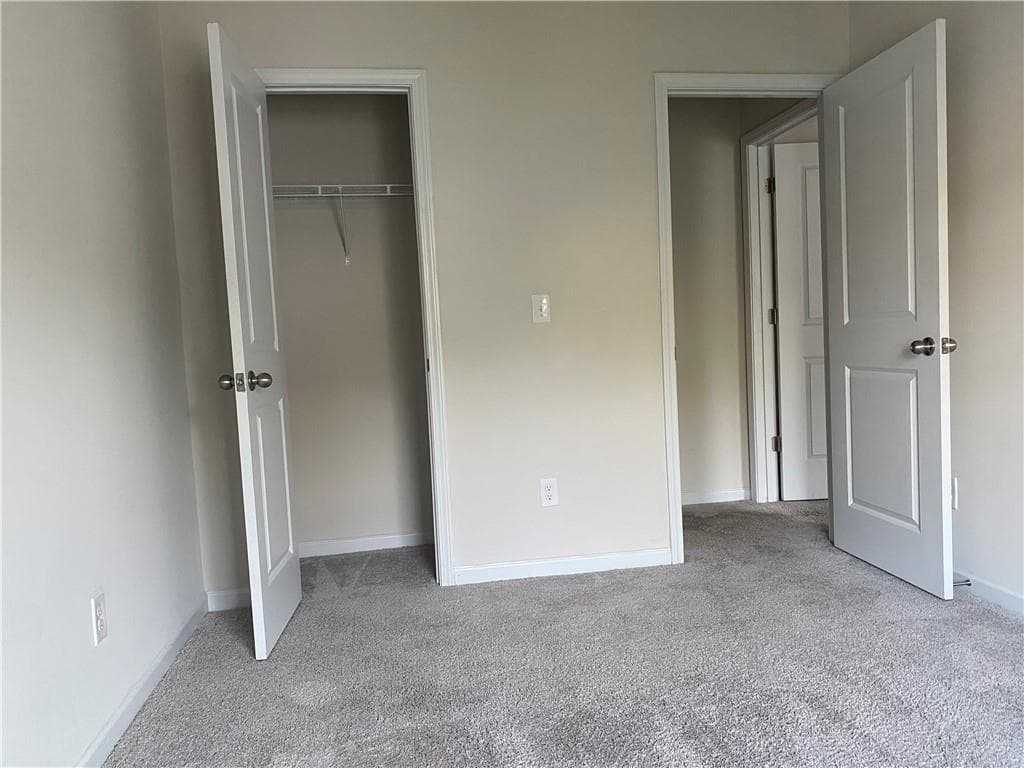 3 bedroom, 3 bathroom, 1,538 sq ft townhouse under contract at 7083 Gladstone Circle, Lithonia, GA 30038 — photo 7