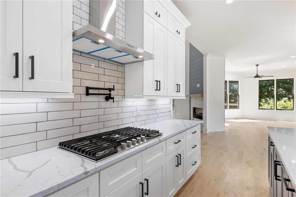 6 bedroom, 7 bathroom, 8,116 sq ft single family residence for sale at 4824 Deer Creek Court, Flowery Branch, GA 30542 — photo 8