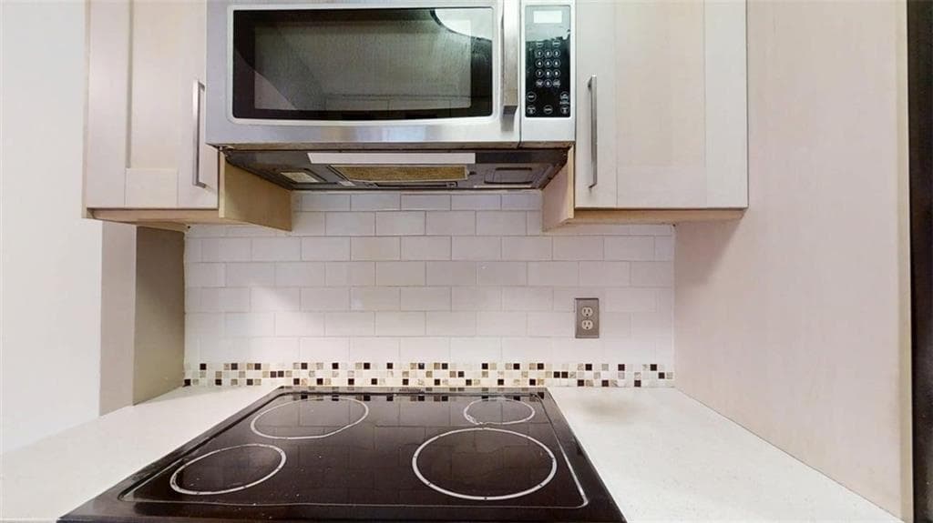 1 bedroom, 1 bathroom, 760 sq ft condominium for sale at 300 Johnson Ferry Road B311, Sandy Springs, GA 30328 — photo 4
