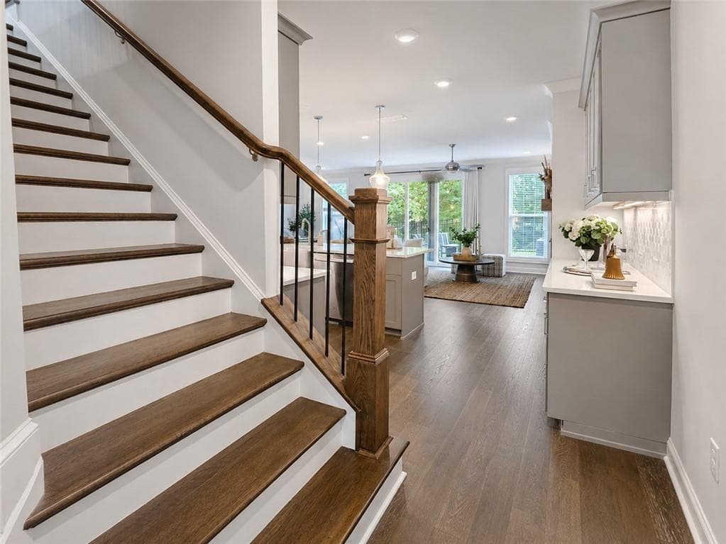 4 bedroom, 4 bathroom, 2,837 sq ft townhouse for sale at 204 Wheatland Road, Johns Creek, GA 30022 — photo 5