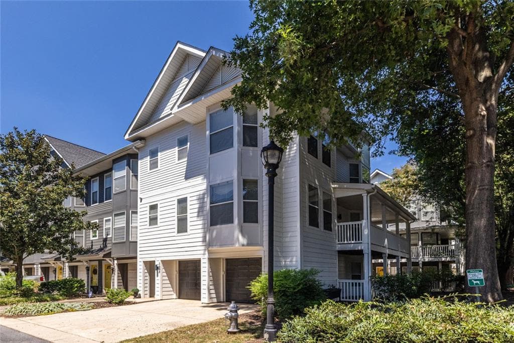 3 bedroom, 3 bathroom, 1,878 sq ft townhouse sold at 951 Glenwood Avenue 1507, Atlanta, GA 30316